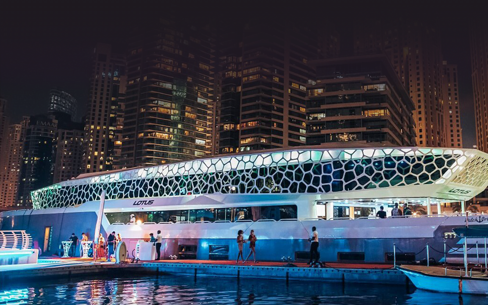 Lotus Yatch Dinner Cruise Tanura Dance