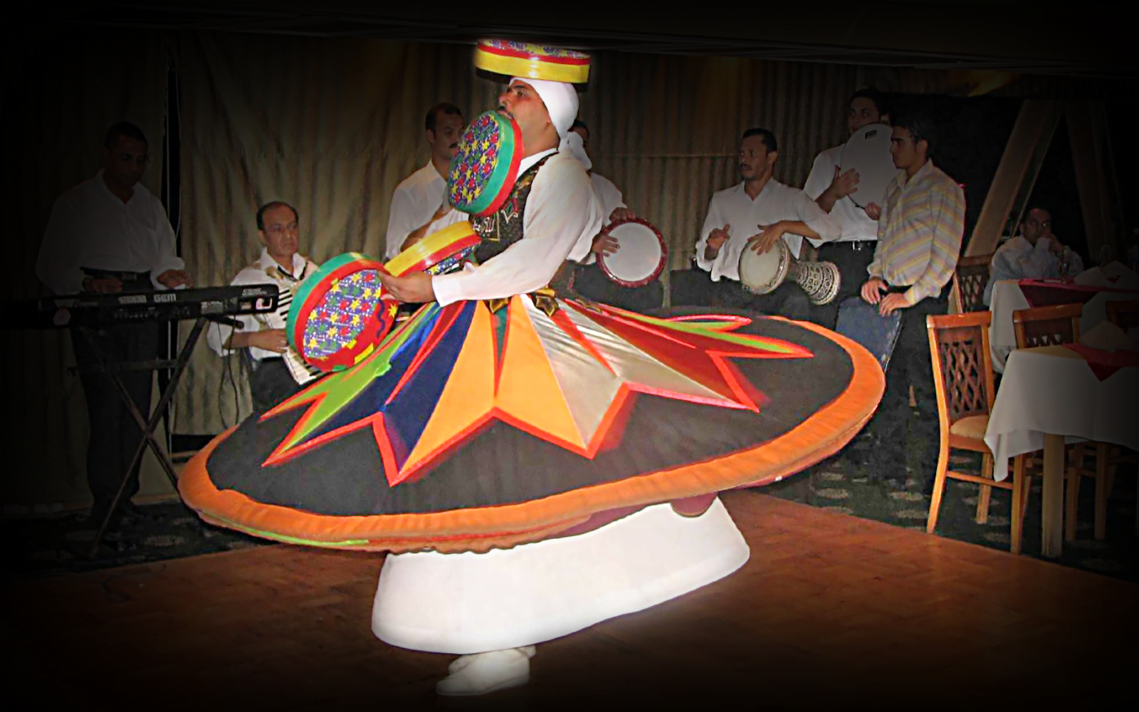 Lama Dubai Cruise Dinner Tanura Dance