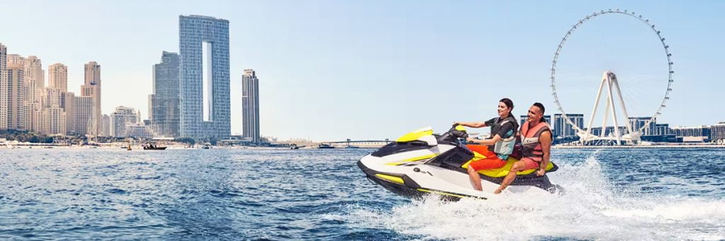 Jek Skiing in Dubai